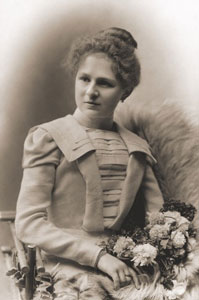 Olga Janáčková, daughter of Zdenka and Leoš Janáček, in 1899