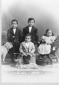 The four Weill children Hans, Nathan, Kurt (seated in front), and Ruth