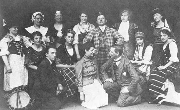 Weill (front row, left) with singers in costume from the Stadttheater Lüdenscheid